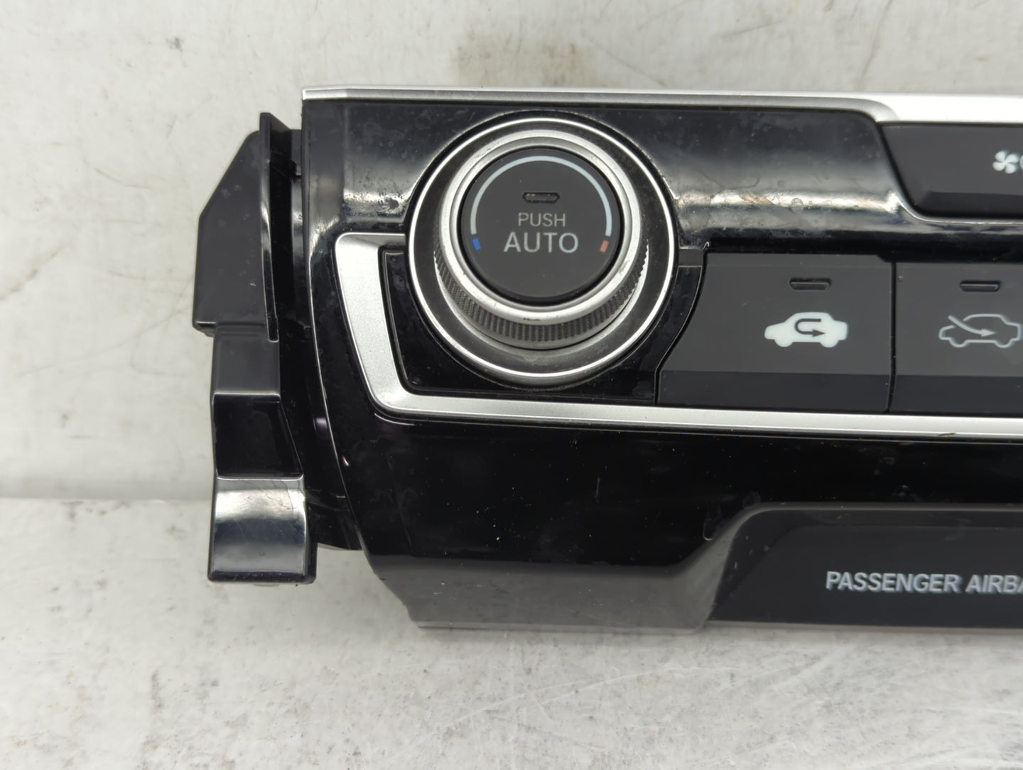 2016-2021 Honda Civic Climate Control Module Temperature AC/Heater Replacement P/N:79600TBAA311M1 Fits OEM Used Auto Parts -