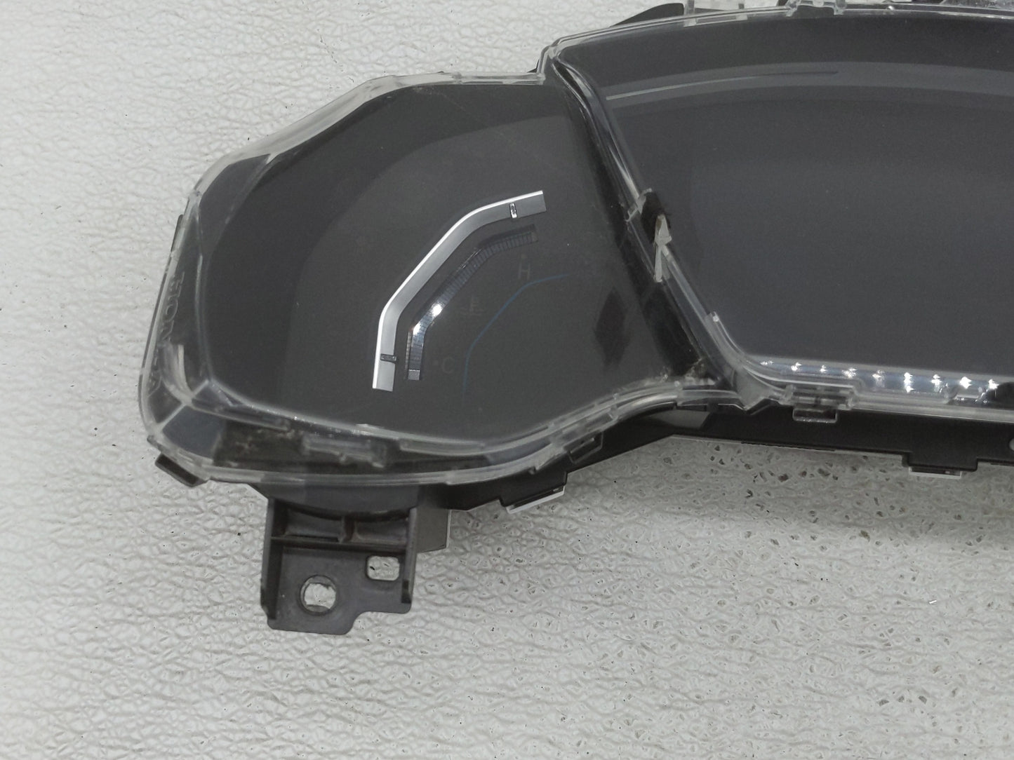 2016-2021 Honda Civic Instrument Cluster Speedometer Gauges P/N:HR0468094 Fits Fits 2016 2017 2019 2020 2021 OEM Used Auto P