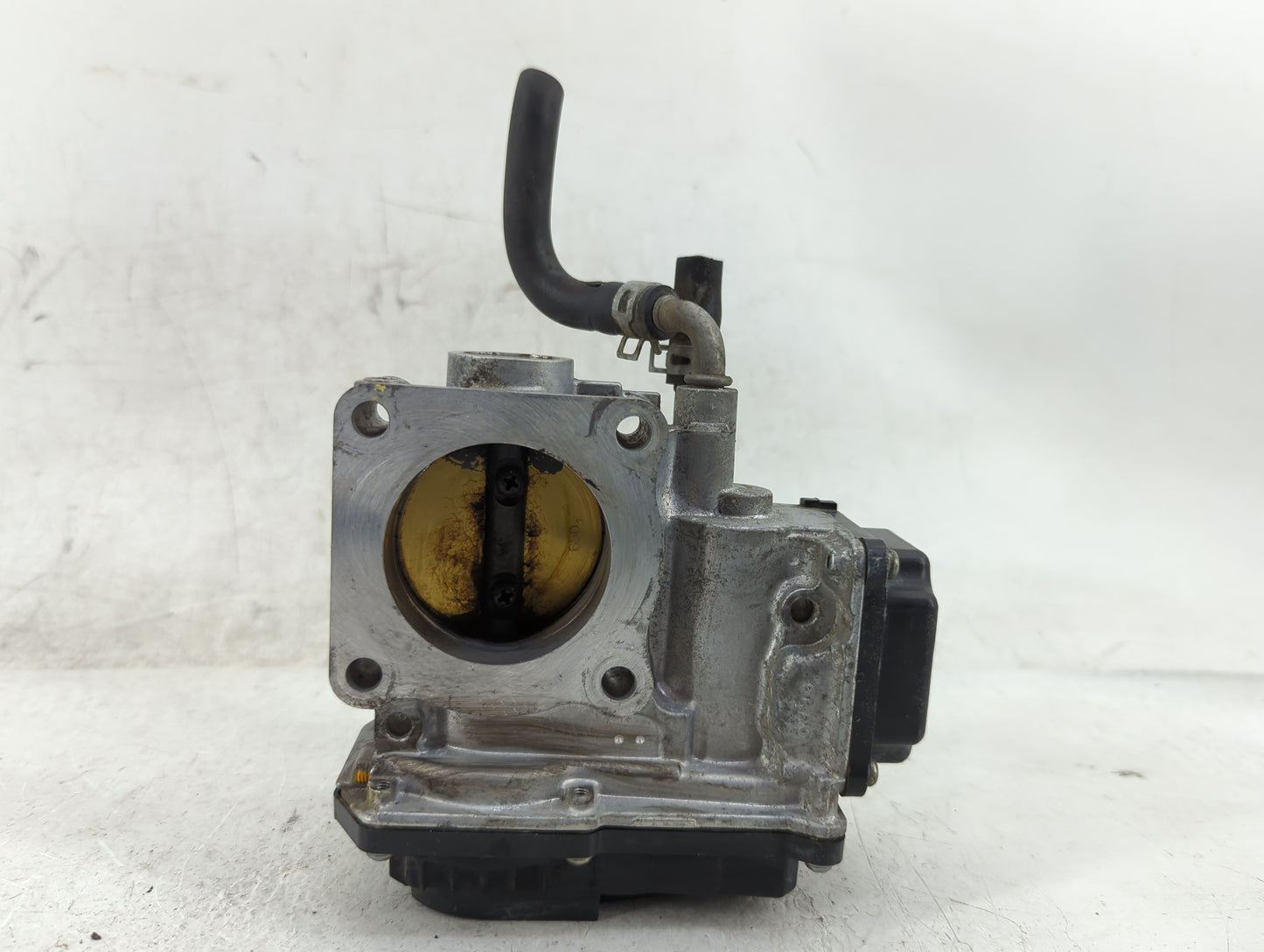 2016-2022 Honda Civic Throttle Body P/N:GMG9A Fits Fits 2016 2017 2018 2019 2020 2021 2022 OEM Used Auto Parts - Oemusedauto