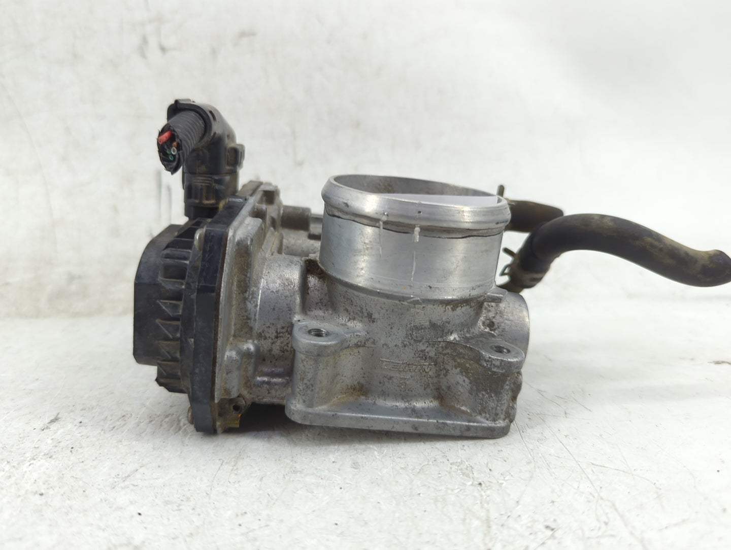 2016-2022 Honda Civic Throttle Body P/N:GMG9A Fits Fits 2016 2017 2018 2019 2020 2021 2022 OEM Used Auto Parts - Oemusedauto