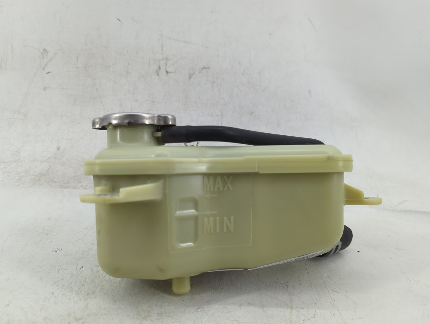 2016-2021 Honda Civic Radiator Coolant Overflow Expansion Tank Bottle - Oemusedautoparts1.com