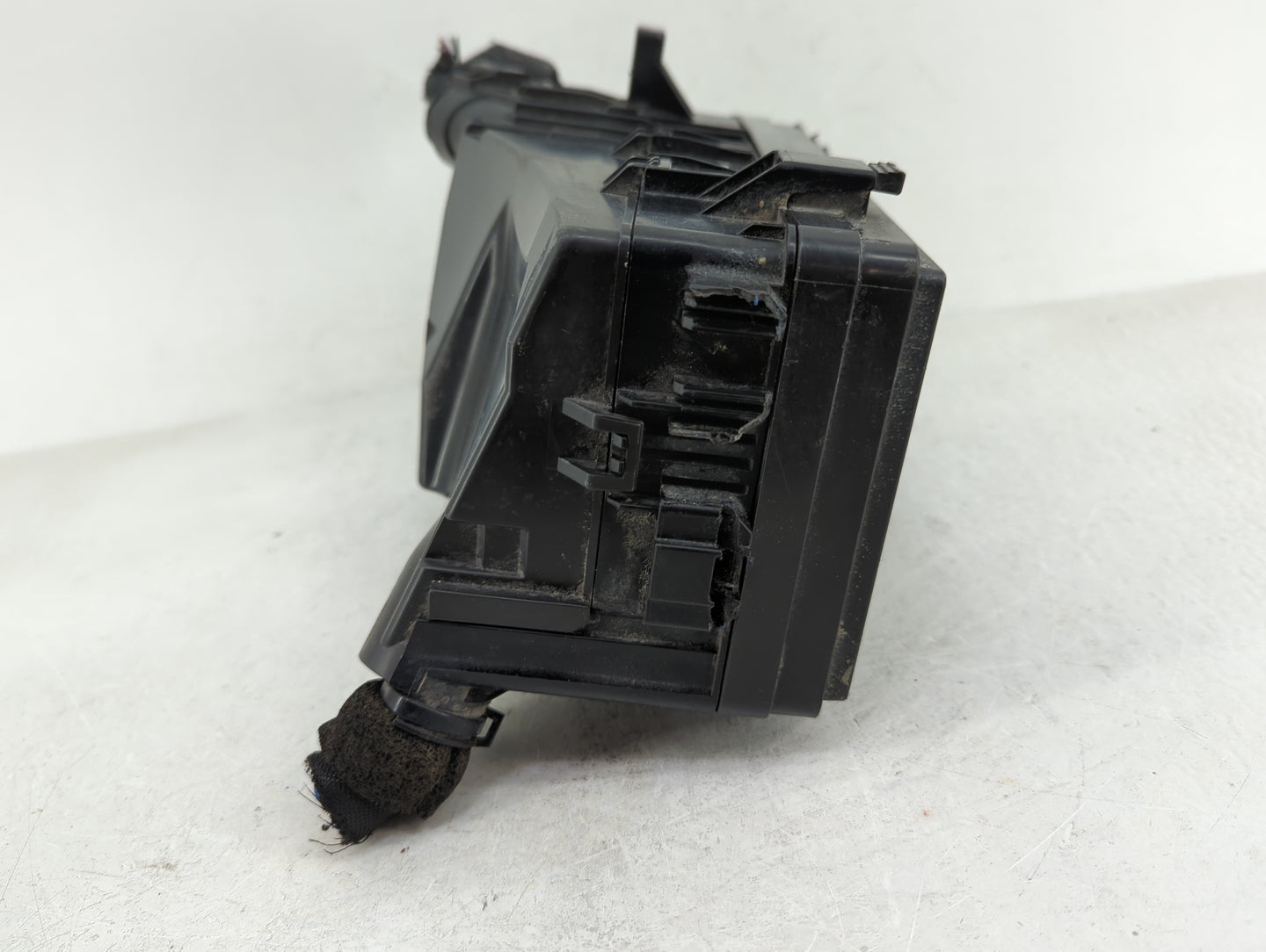 2016-2018 Honda Civic Fusebox Fuse Box Panel Relay Module P/N:TBAA210A2 Fits Fits 2016 2017 2018 OEM Used Auto Parts - Oemus