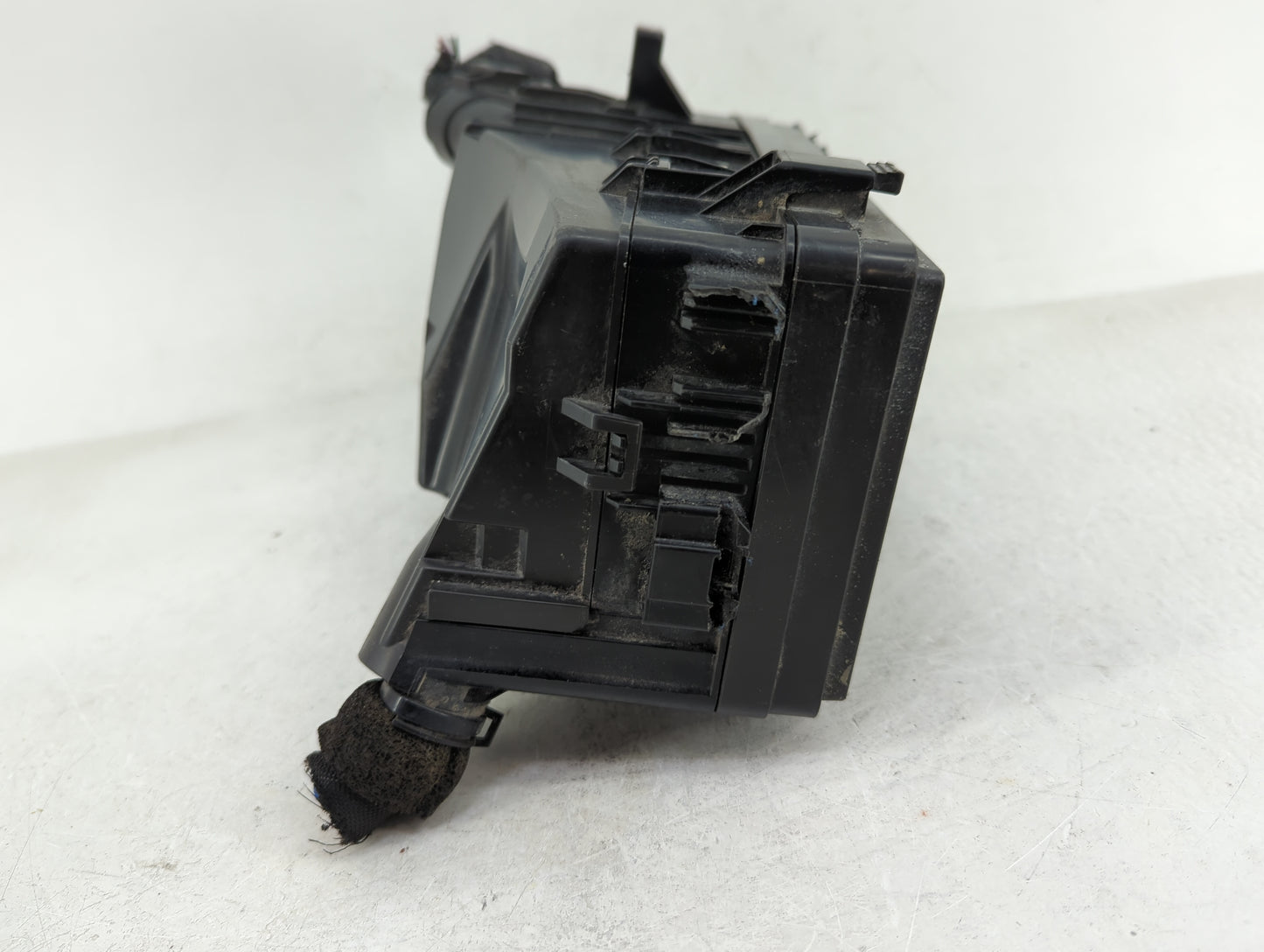 2016-2018 Honda Civic Fusebox Fuse Box Panel Relay Module P/N:TBAA210A2 Fits Fits 2016 2017 2018 OEM Used Auto Parts - Oemus