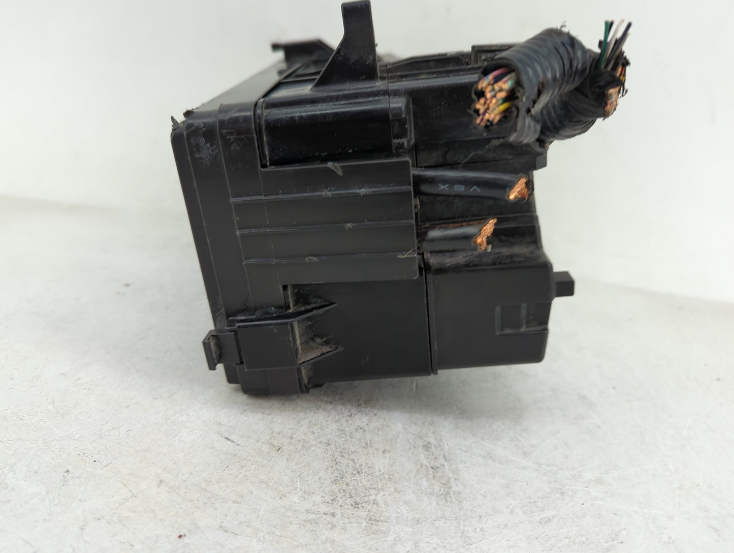 2016-2018 Honda Civic Fusebox Fuse Box Panel Relay Module P/N:TBAA210A2 Fits Fits 2016 2017 2018 OEM Used Auto Parts - Oemus