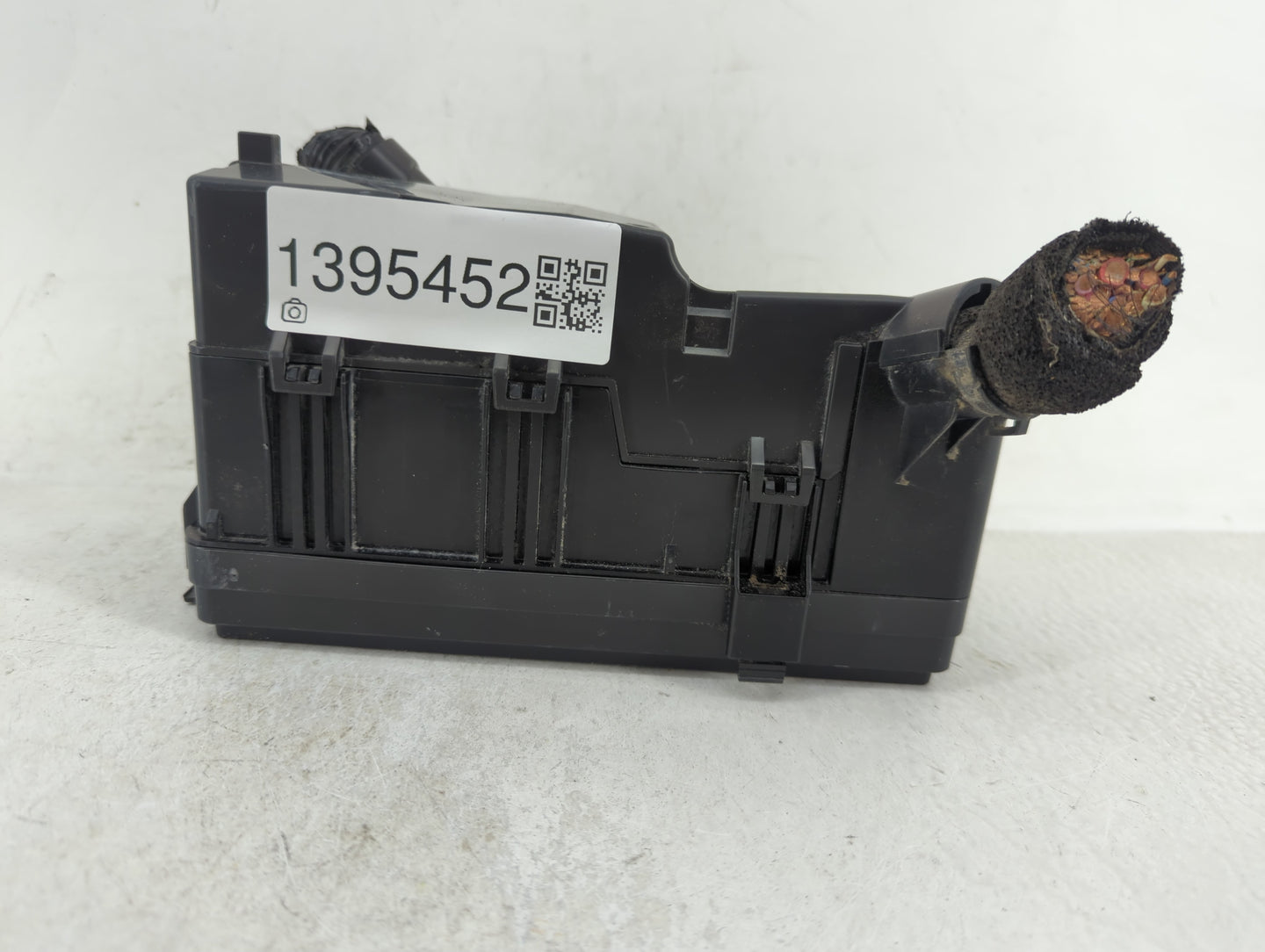2016-2018 Honda Civic Fusebox Fuse Box Panel Relay Module P/N:TBA A210 Fits Fits 2016 2017 2018 OEM Used Auto Parts - Oemuse