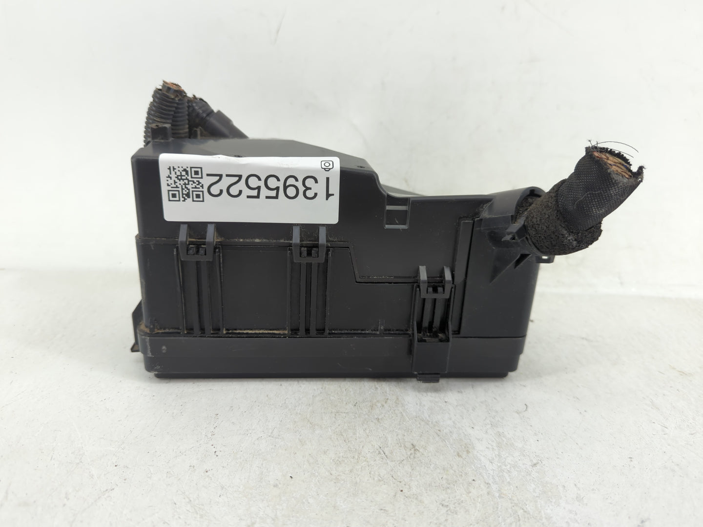 2016-2018 Honda Civic Fusebox Fuse Box Panel Relay Module P/N:TBA A210 A2 Fits Fits 2016 2017 2018 OEM Used Auto Parts - Oem