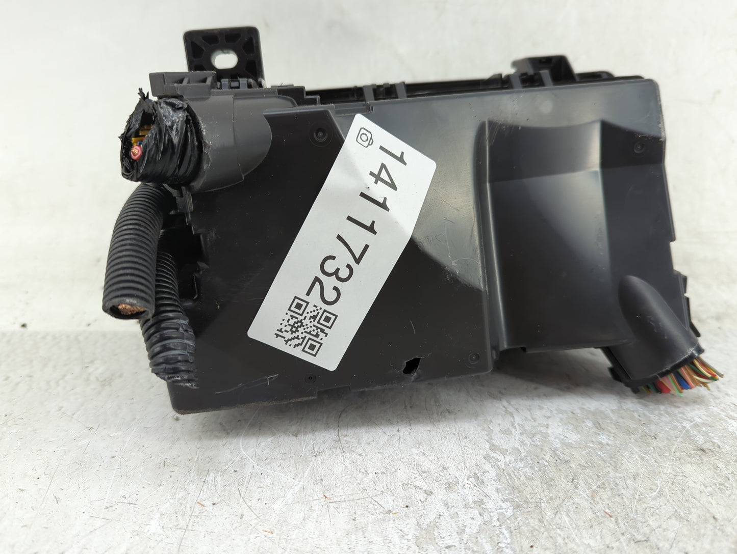 2017-2018 Honda Civic Fusebox Fuse Box Panel Relay Module Fits Fits 2017 2018 OEM Used Auto Parts - Oemusedautoparts1.com