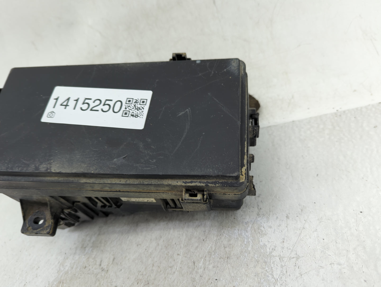 2017 Honda Civic Fusebox Fuse Box Panel Relay Module P/N:TBA A210 A2 Fits OEM Used Auto Parts - Oemusedautoparts1.com