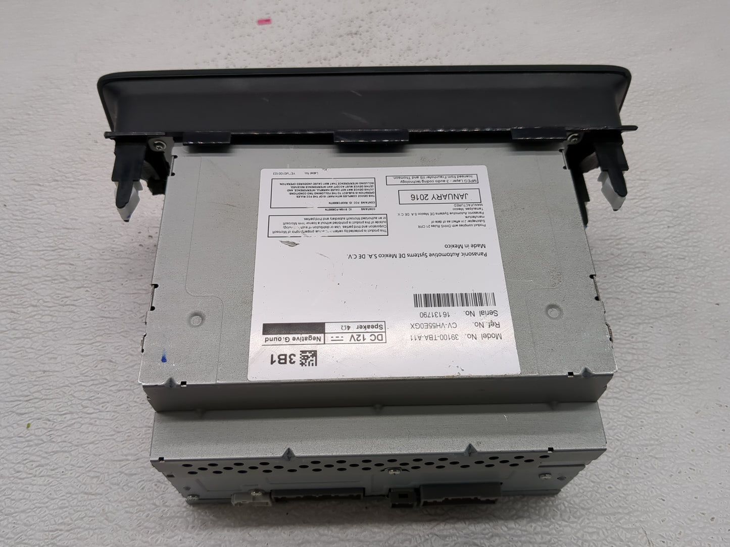 2016-2017 Honda Civic Radio AM FM Cd Player Receiver Replacement P/N:39100-TBA-A11 CV-VH55E0GX Fits Fits 2016 2017 OEM Used 