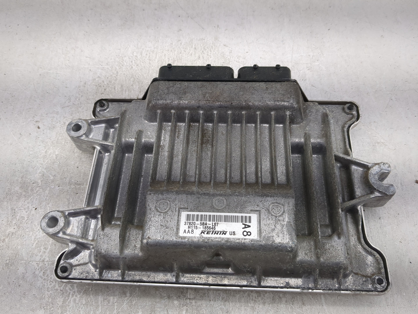 2016-2017 Honda Civic PCM Engine Control Computer ECU ECM PCU OEM P/N:37820-5BA-L67 Fits Fits 2016 2017 OEM Used Auto Parts 