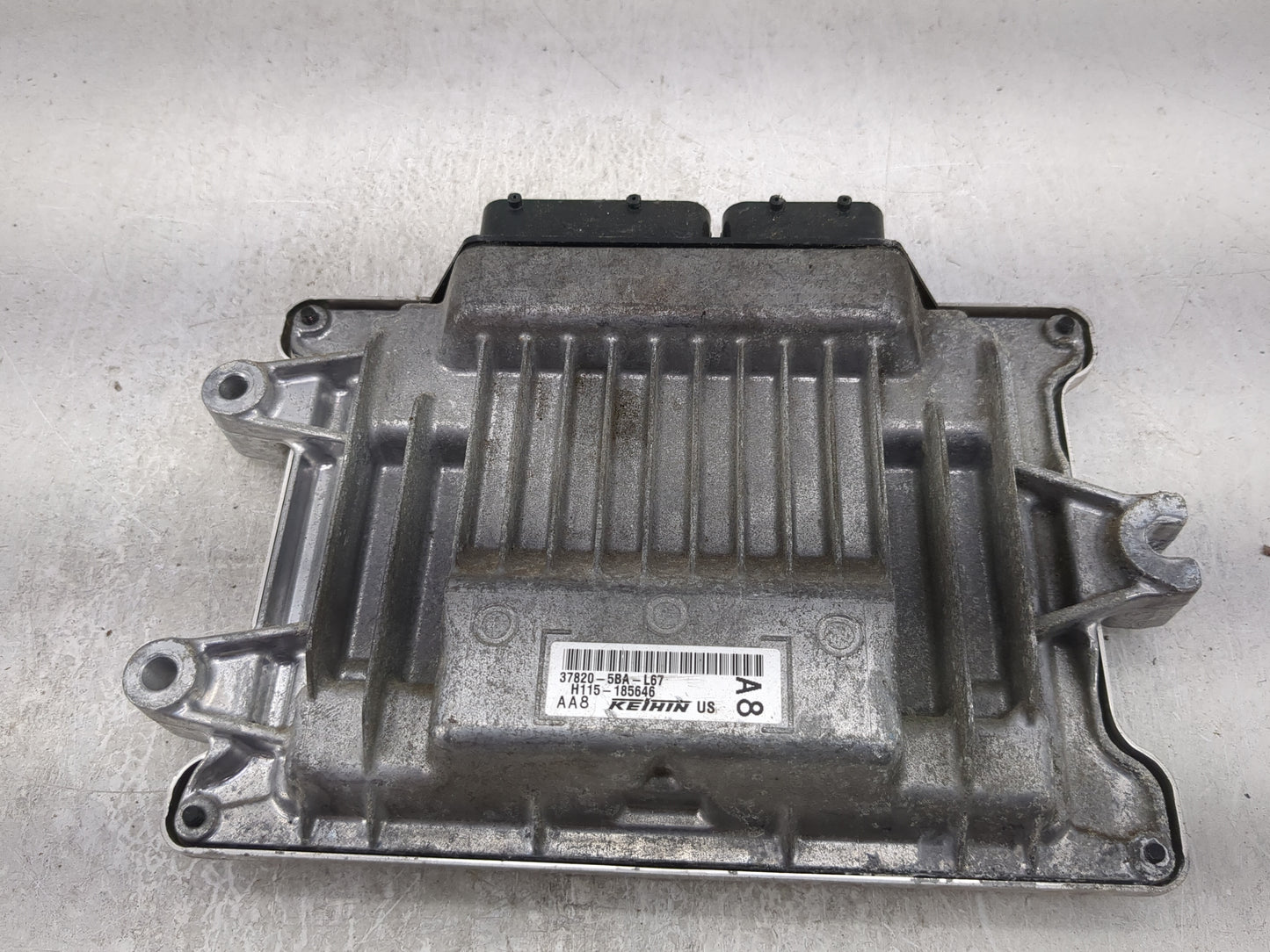 2016-2017 Honda Civic PCM Engine Control Computer ECU ECM PCU OEM P/N:37820-5BA-L67 Fits Fits 2016 2017 OEM Used Auto Parts 
