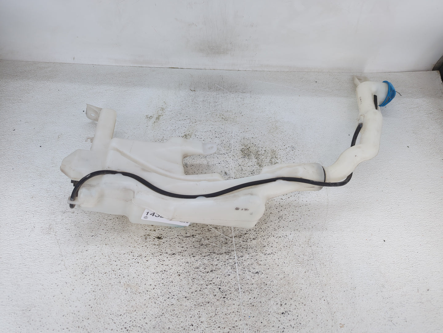 2016-2021 Honda Civic Windshield Washer Fluid Reservoir Bottle Oem - Oemusedautoparts1.com