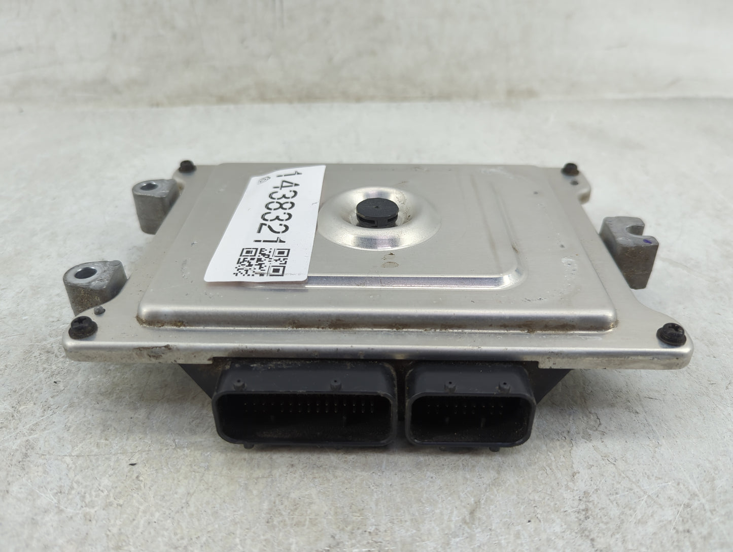 2016-2017 Honda Civic PCM Engine Control Computer ECU ECM PCU OEM P/N:37820-5BA-L67 H115-183450 Fits Fits 2016 2017 OEM Used