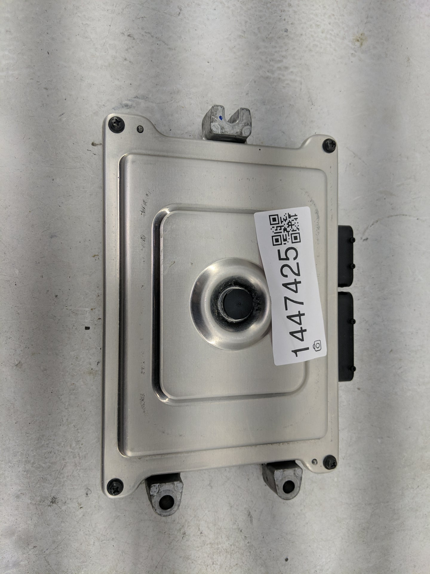 2017-2018 Honda Civic PCM Engine Control Computer ECU ECM PCU OEM P/N:37820-5AN-A52 H377-105209 Fits Fits 2017 2018 OEM Used