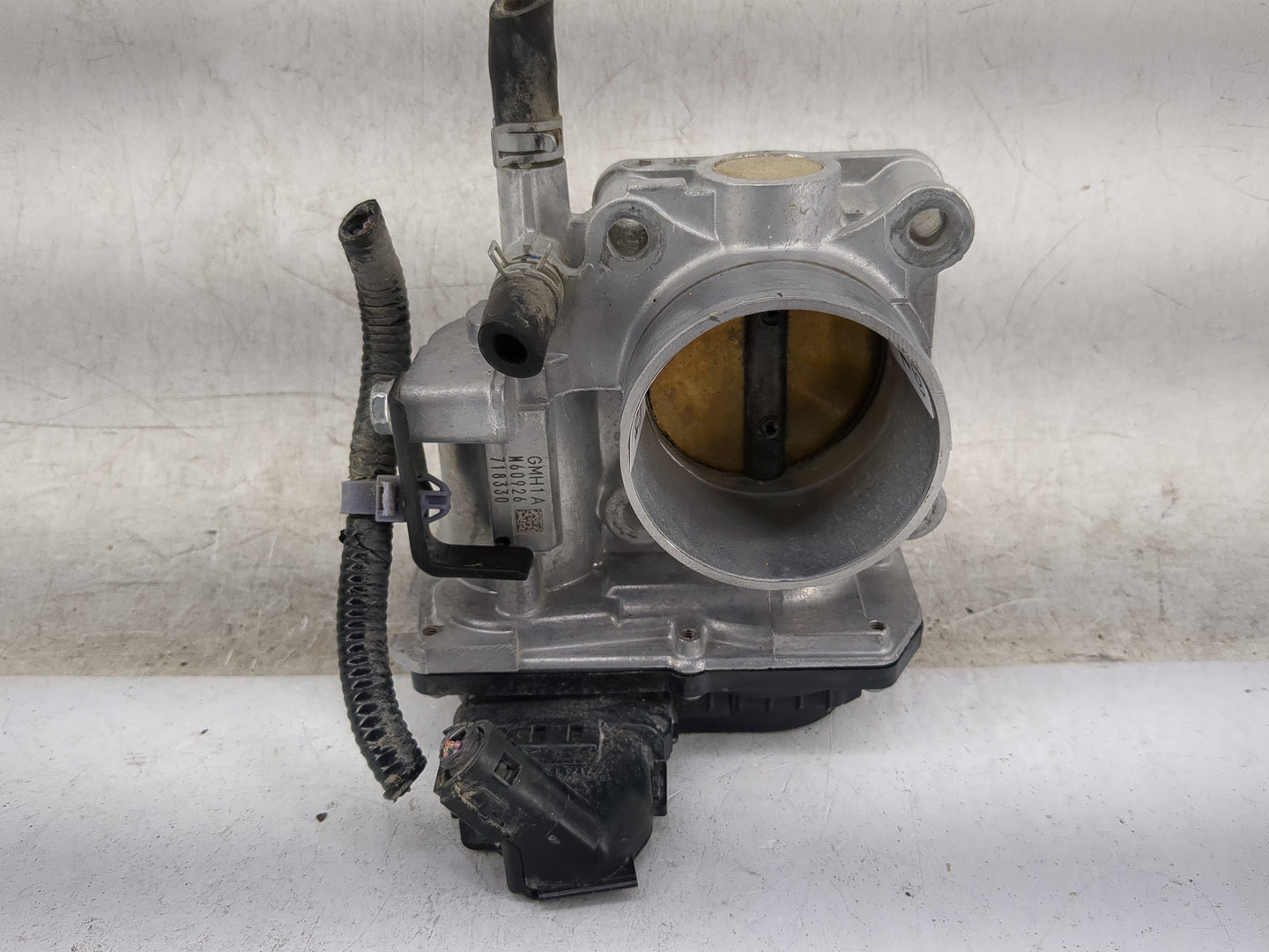 2016-2022 Honda Civic Throttle Body P/N:GMH1A M60926 Fits Fits 2016 2017 2018 2019 2020 2021 2022 OEM Used Auto Parts - Oemu