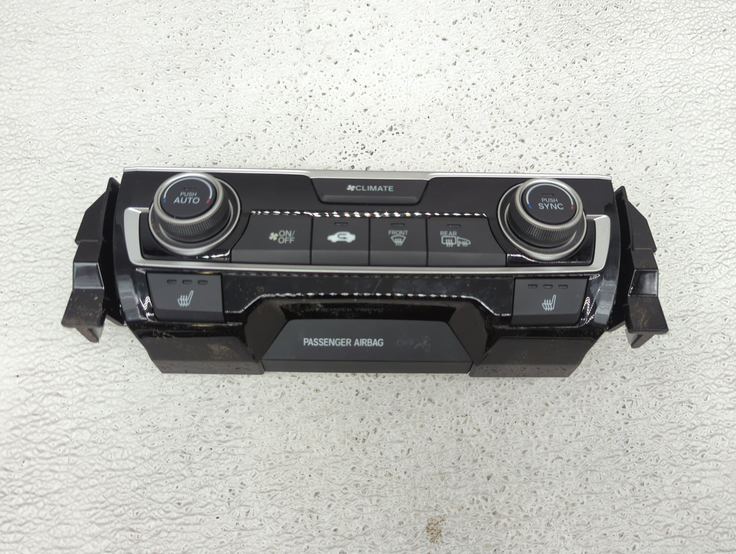 2016-2018 Honda Civic Climate Control Module Temperature AC/Heater Replacement P/N:79600TBAA611M1 Fits Fits 2016 2017 2018 O