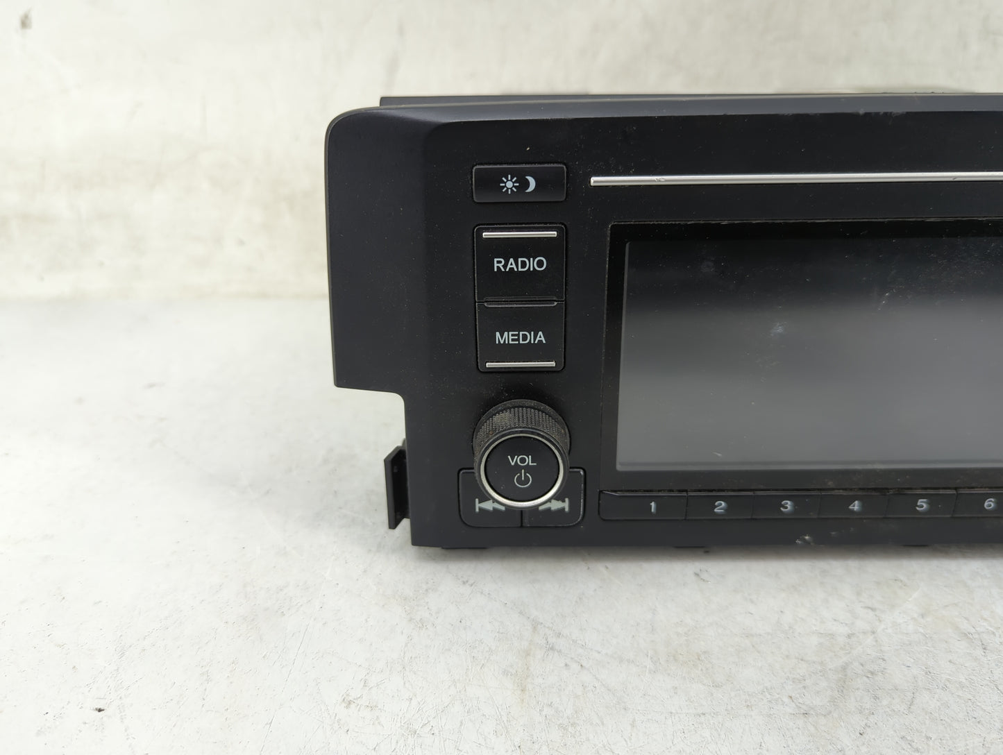 2016-2017 Honda Civic Radio AM FM Cd Player Receiver Replacement P/N:39100-TBA-A11 CV-VH55E1GX Fits Fits 2016 2017 OEM Used 