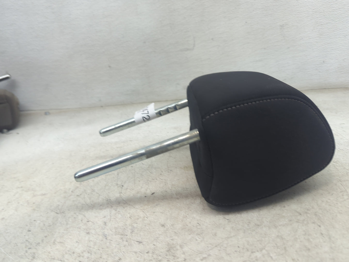 2017 Honda Civic Headrest Head Rest Front Driver Seat Black - Oemusedautoparts1.com