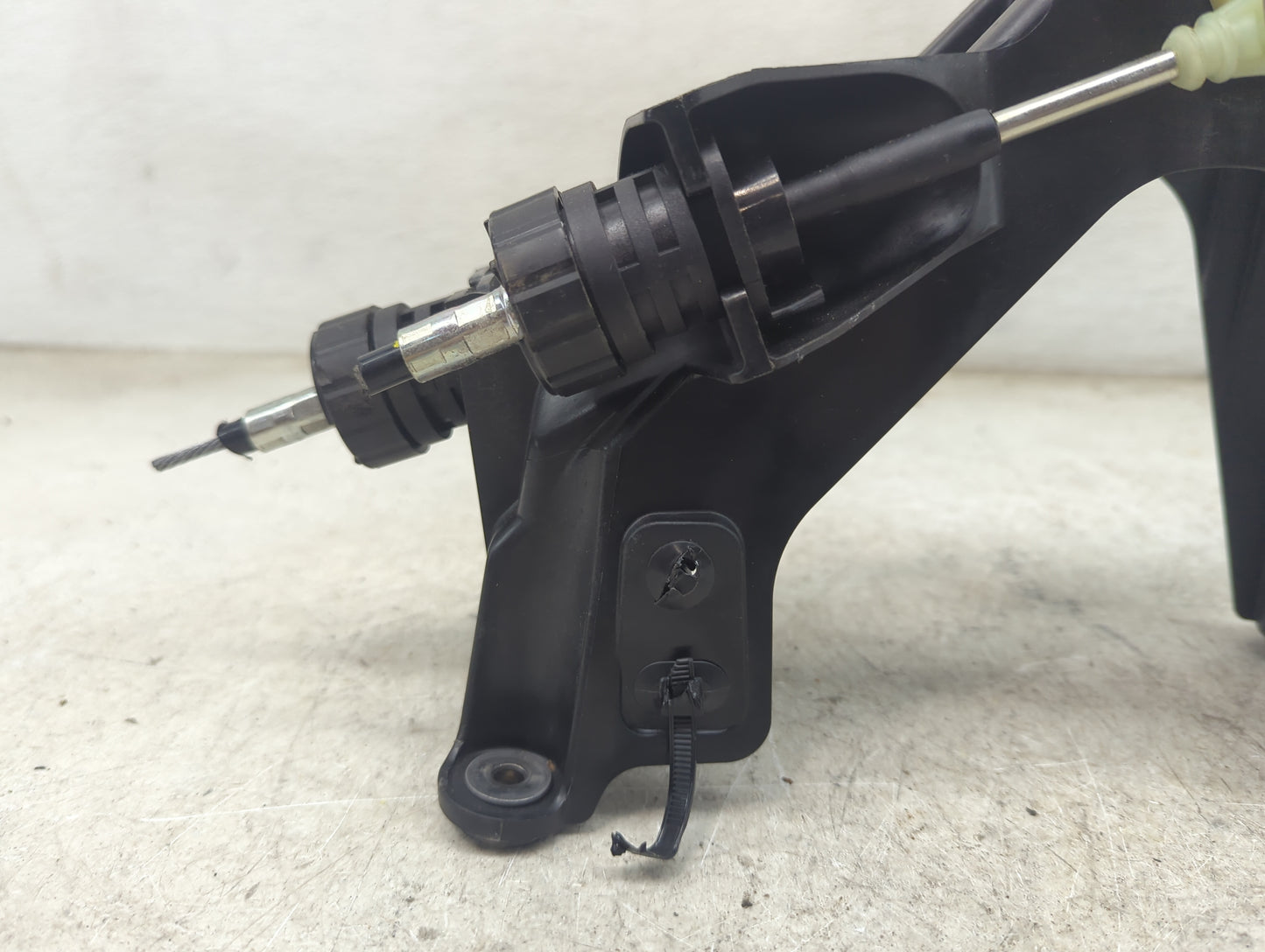 2017 Honda Civic Floor Console Assembly Shifter - Oemusedautoparts1.com