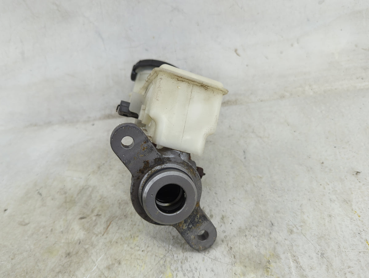 2017 Honda Civic Brake Master Cylinder - Oemusedautoparts1.com