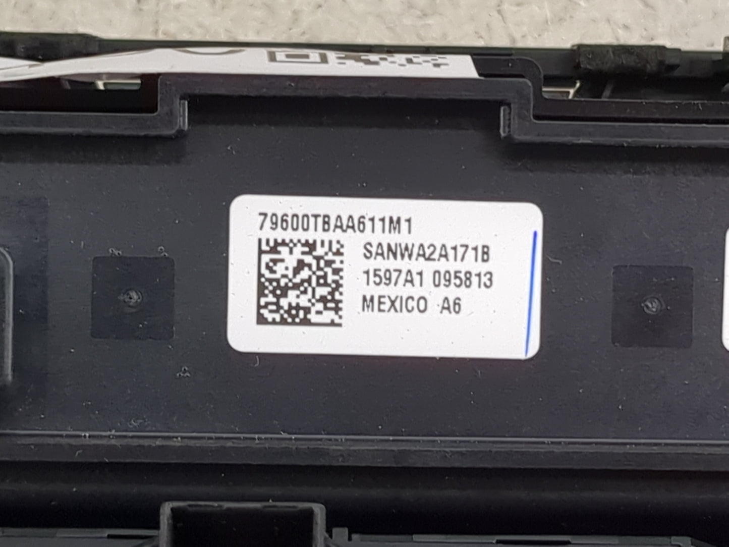 2016-2018 Honda Civic Climate Control Module Temperature AC/Heater Replacement P/N:79600TBAA611M1 SANWA2A171B Fits OEM Used 