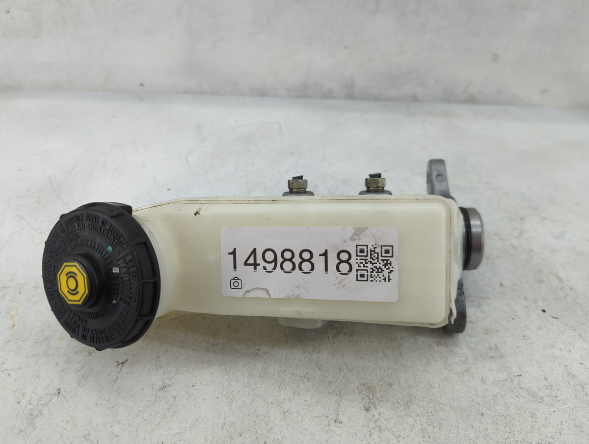 2017 Honda Civic Brake Master Cylinder 1498818 - Oemusedautoparts1.com
