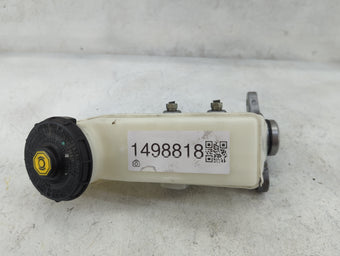 compare product 2017 Honda Civic Brake Master Cylinder 1498818