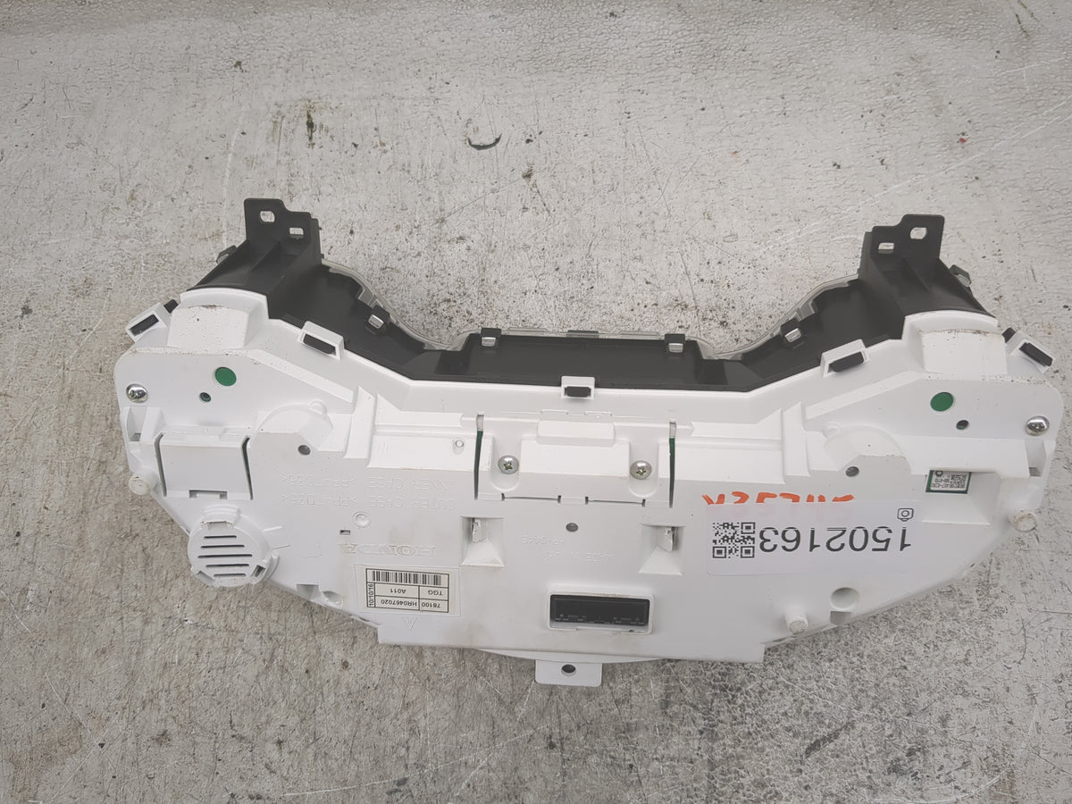2017 Honda Civic Instrument Cluster Speedometer Gauges P/N:78100HR046T020 HR046T020 Miles: Fits OEM Used Auto Parts - Oemuse