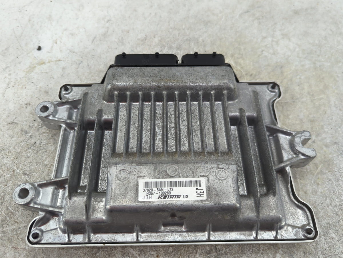 2017-2018 Honda Civic PCM Engine Control Computer ECU ECM PCU OEM P/N:37820-5AN-L73 H367-100289 Fits Fits 2017 2018 OEM Used