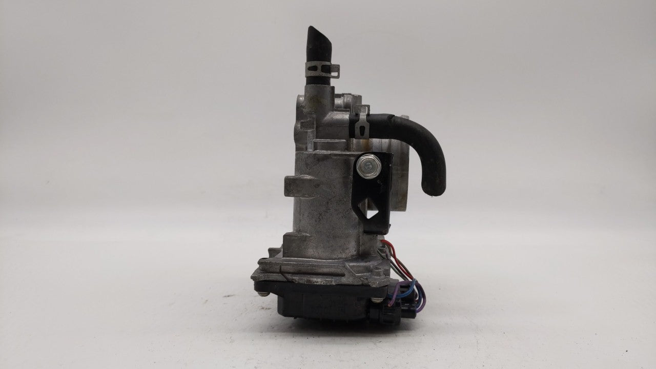 2016-2019 Honda Civic Throttle Body P/N:GMH1A Fits Fits 2016 2017 2018 2019 OEM Used Auto Parts - Oemusedautoparts1.com