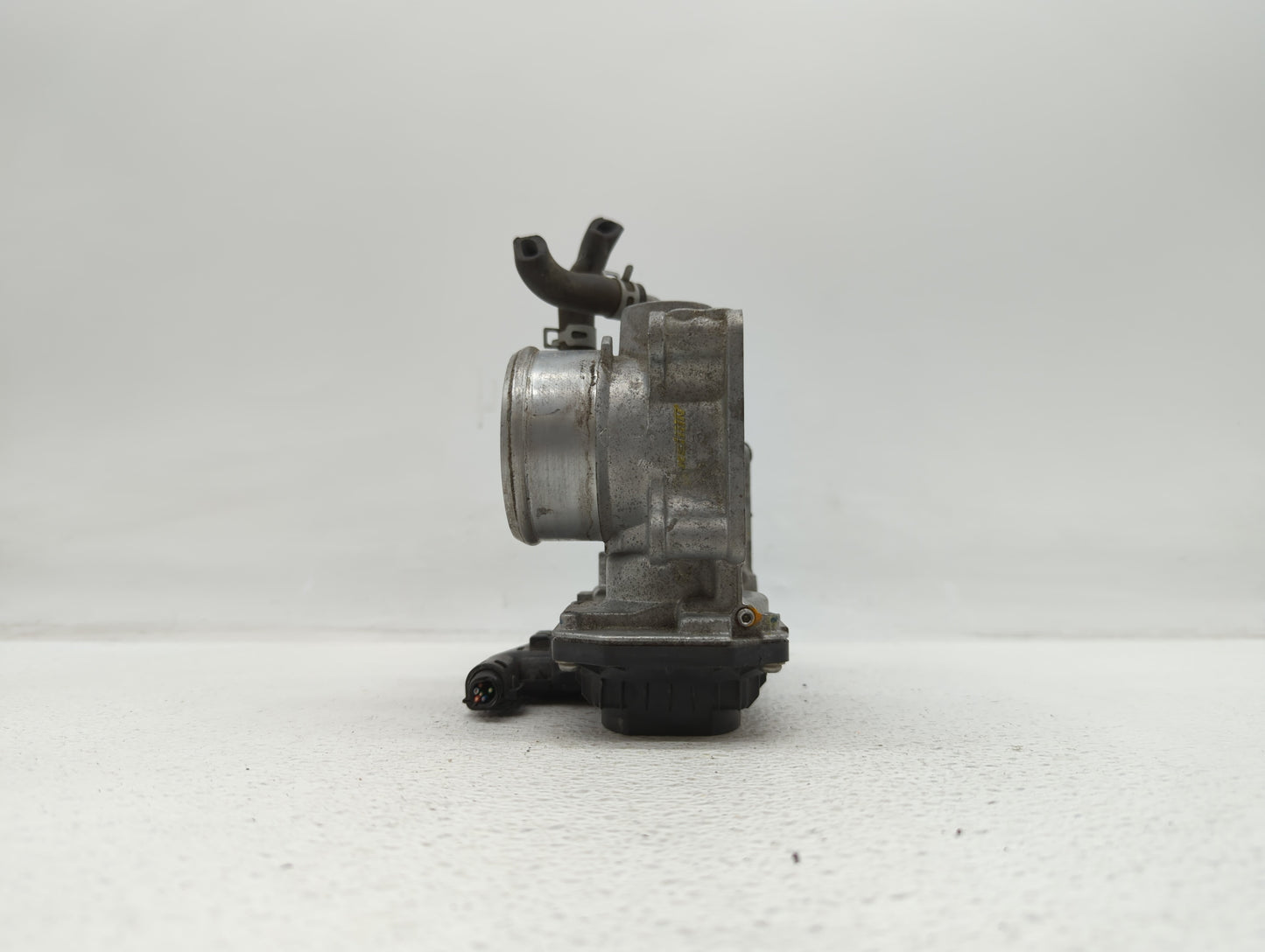2016-2019 Honda Civic Throttle Body P/N:GMG9A Fits Fits 2016 2017 2018 2019 OEM Used Auto Parts - Oemusedautoparts1.com
