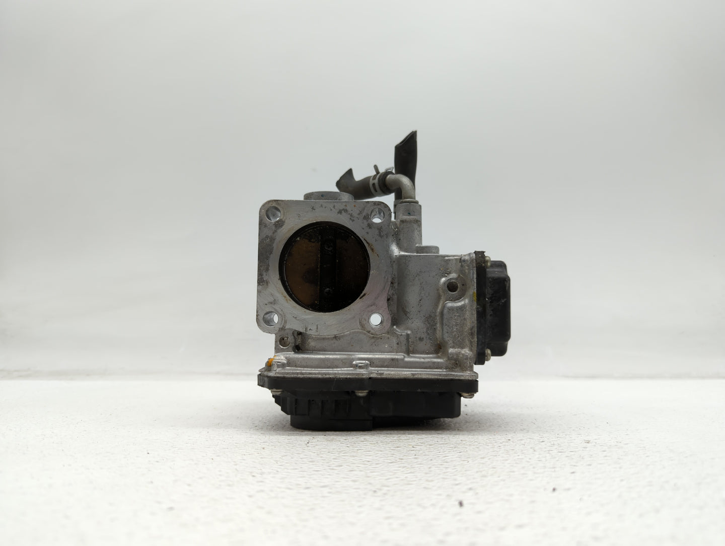2016-2019 Honda Civic Throttle Body P/N:GMG9A Fits Fits 2016 2017 2018 2019 OEM Used Auto Parts - Oemusedautoparts1.com