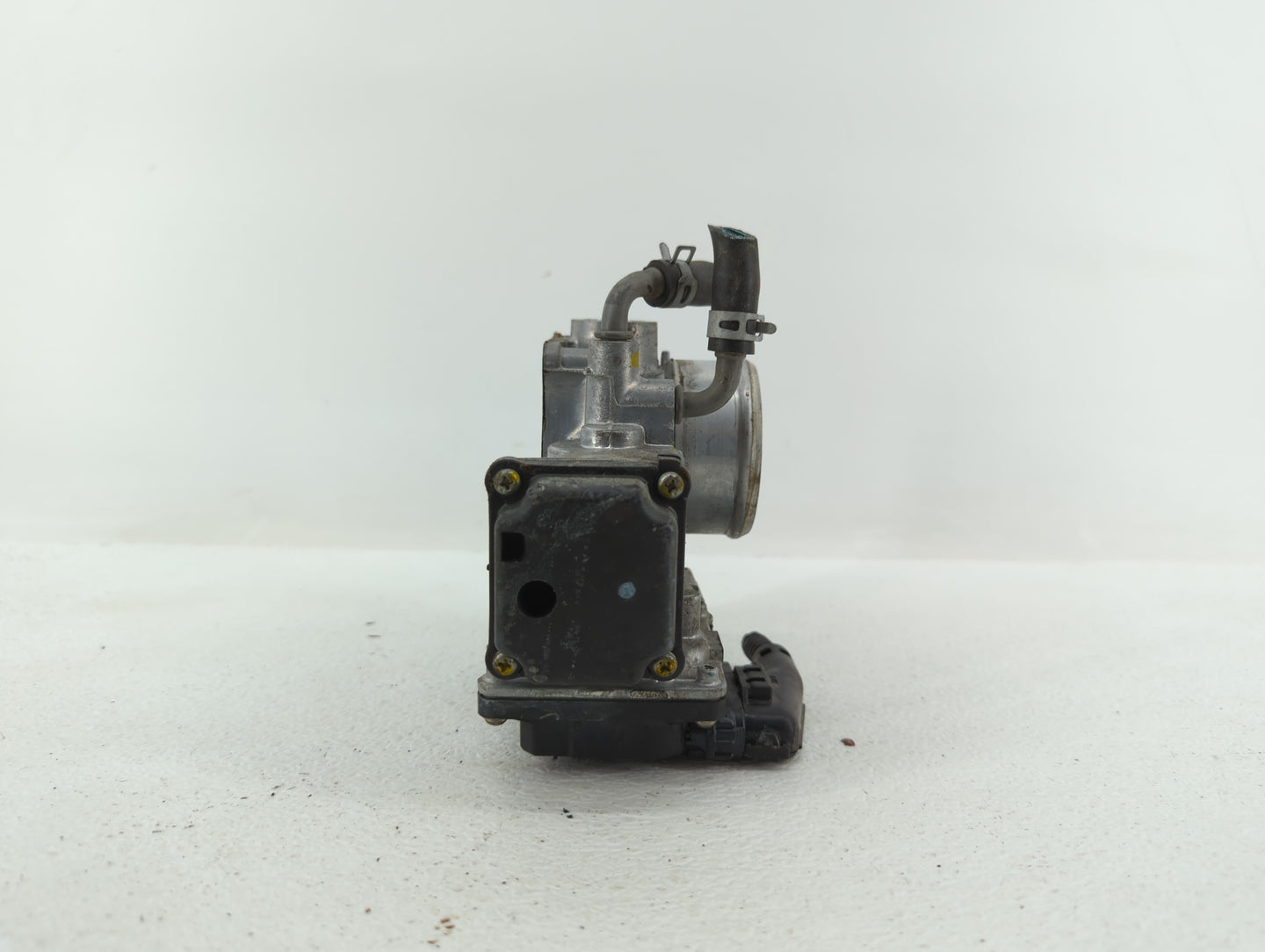 2016-2019 Honda Civic Throttle Body P/N:GMG9A Fits Fits 2016 2017 2018 2019 OEM Used Auto Parts - Oemusedautoparts1.com