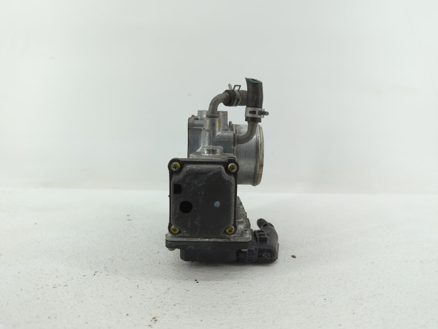 2016-2019 Honda Civic Throttle Body P/N:GMG9A Fits Fits 2016 2017 2018 2019 OEM Used Auto Parts - Oemusedautoparts1.com