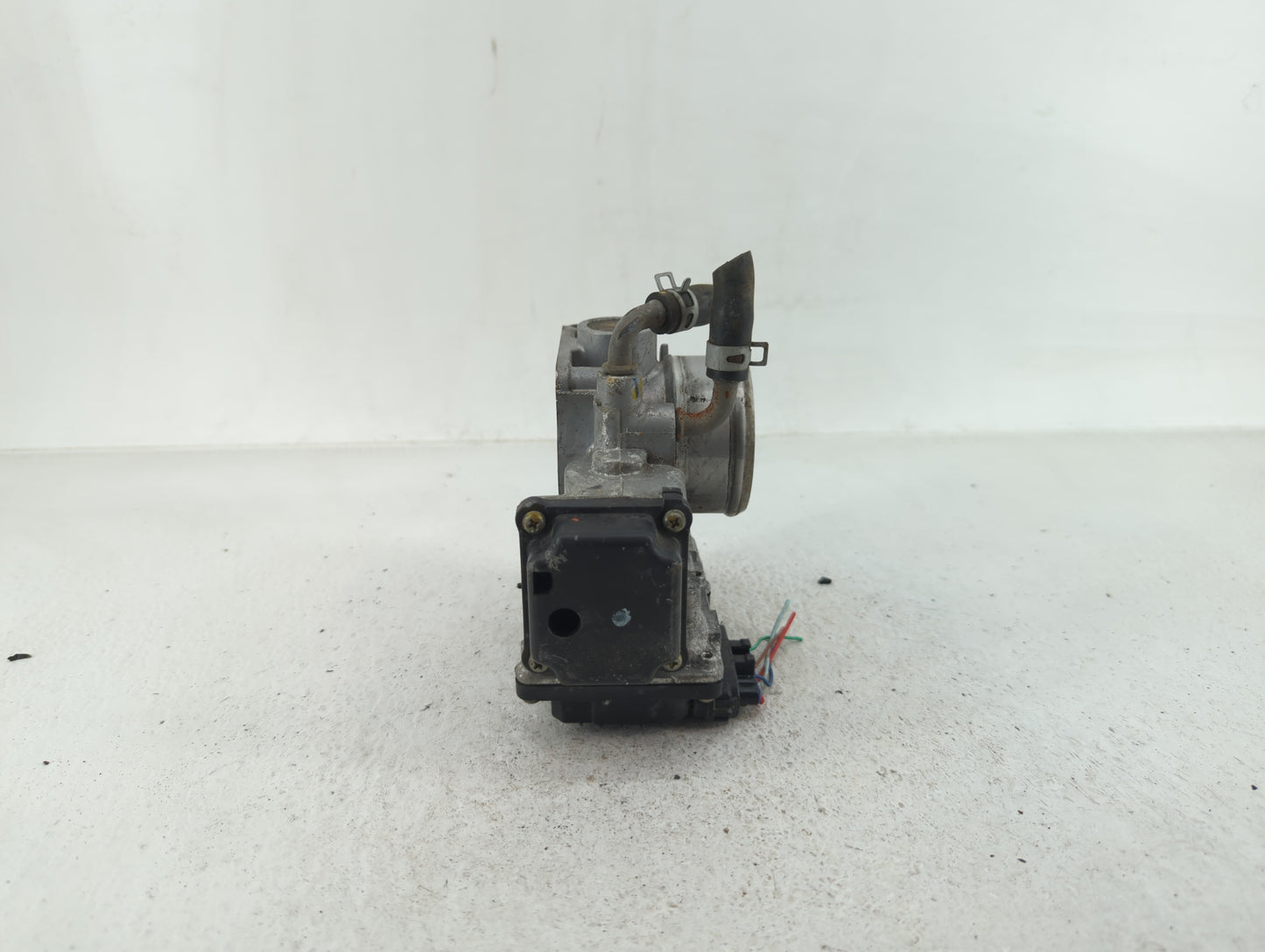 2016-2022 Honda Civic Throttle Body P/N:GMG9A Fits Fits 2016 2017 2018 2019 2020 2021 2022 OEM Used Auto Parts - Oemusedauto