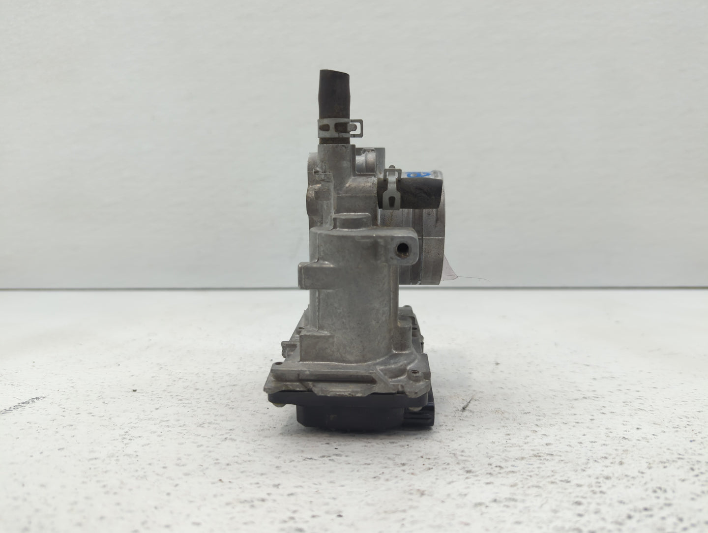 2016-2022 Honda Civic Throttle Body P/N:GMH1A Fits Fits 2016 2017 2018 2019 2020 2021 2022 OEM Used Auto Parts - Oemusedauto