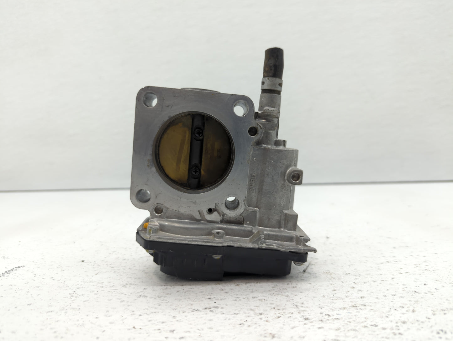 2016-2022 Honda Civic Throttle Body P/N:GMH1A Fits Fits 2016 2017 2018 2019 2020 2021 2022 OEM Used Auto Parts - Oemusedauto