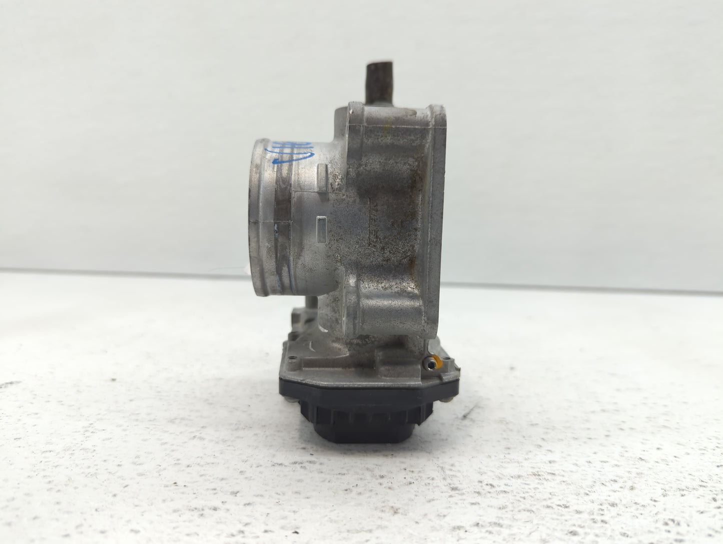 2016-2022 Honda Civic Throttle Body P/N:GMH1A Fits Fits 2016 2017 2018 2019 2020 2021 2022 OEM Used Auto Parts - Oemusedauto