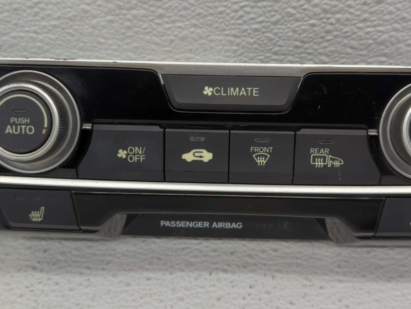 2016-2018 Honda Civic Climate Control Module Temperature AC/Heater Replacement P/N:79600-TBA-A611-M1 79600-TBA-C410-M1 Fits 