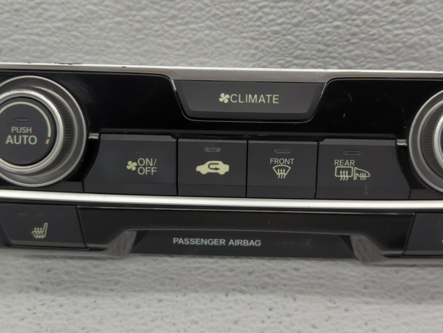 2016-2018 Honda Civic Climate Control Module Temperature AC/Heater Replacement P/N:79600-TBA-A611-M1 79600-TBA-C410-M1 Fits 