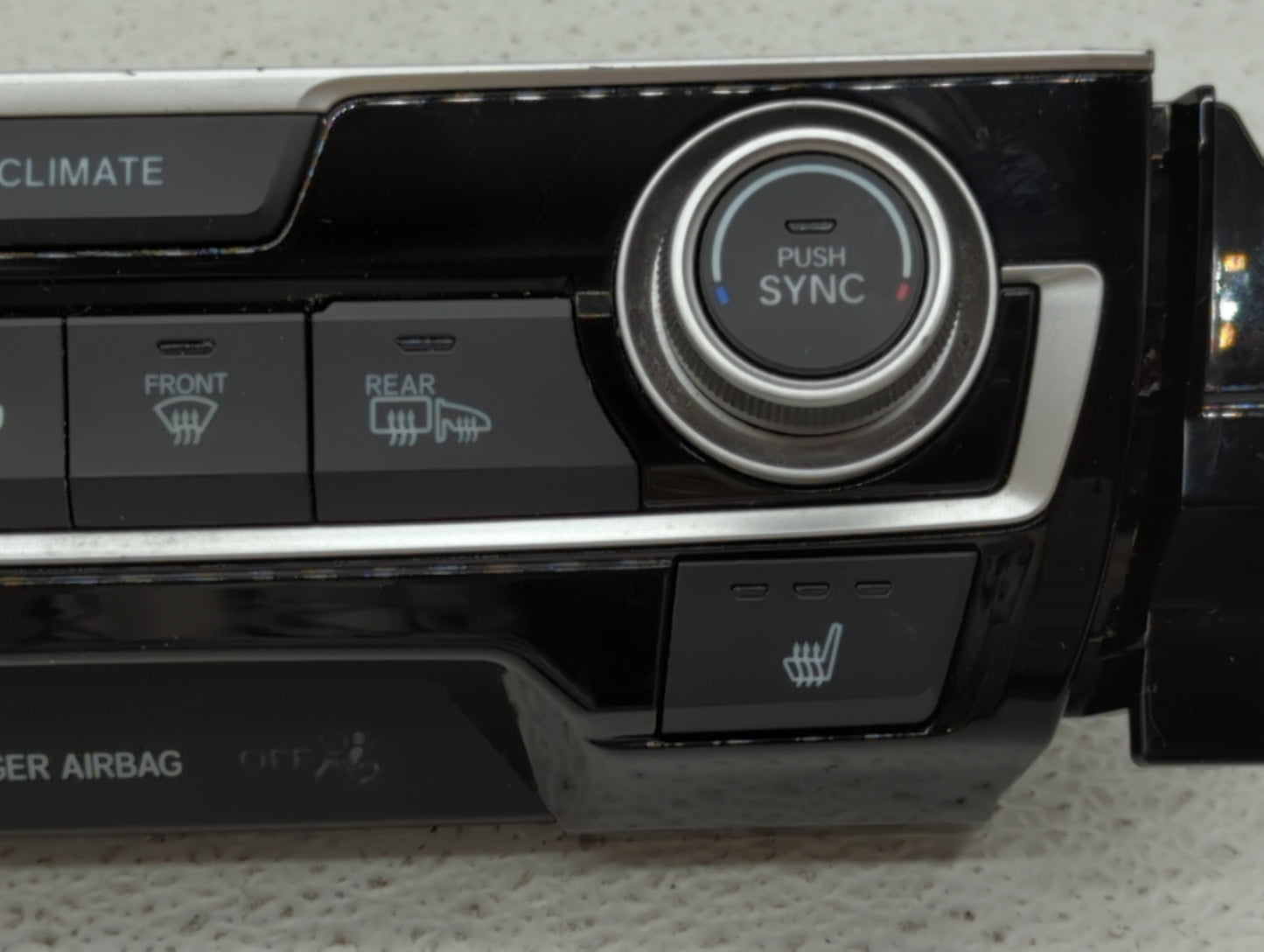 2016-2018 Honda Civic Climate Control Module Temperature AC/Heater Replacement P/N:79600TBAA611M1 79600TBAC411M1 Fits OEM Us