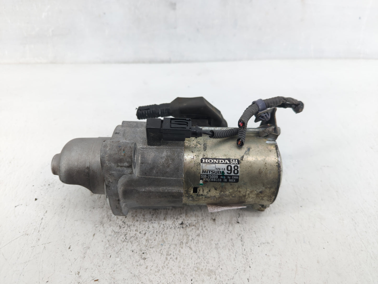 2016-2017 Honda Civic Car Starter Motor Solenoid OEM P/N:SM-75009 Fits Fits 2016 2017 2020 OEM Used Auto Parts - Oemusedauto