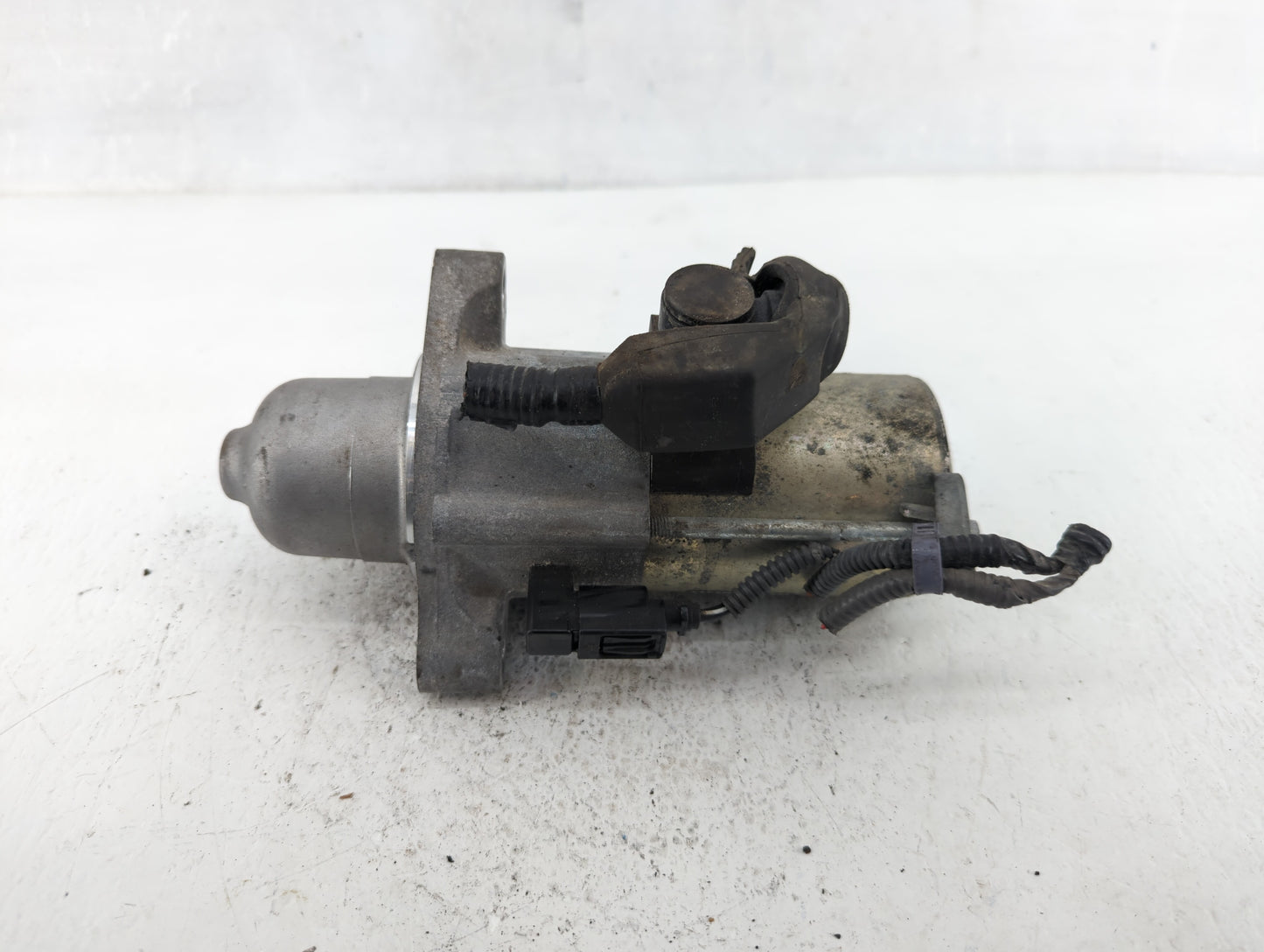 2016-2017 Honda Civic Car Starter Motor Solenoid OEM P/N:SM-75009 Fits Fits 2016 2017 2020 OEM Used Auto Parts - Oemusedauto