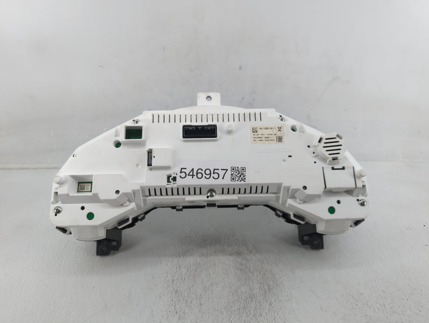 2017-2018 Honda Civic Instrument Cluster Speedometer Gauges Fits Fits 2017 2018 OEM Used Auto Parts - Oemusedautoparts1.com