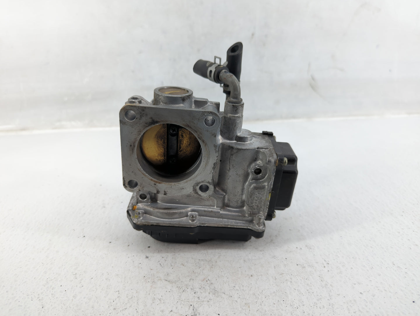 2016-2022 Honda Civic Throttle Body P/N:M22856067103 M22859337727 Fits Fits 2016 2017 2018 2019 2020 2021 2022 OEM Used Auto