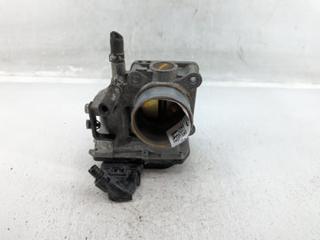 2016-2022 Honda Civic Throttle Body P/N:GMH1A M170512 Fits Fits 2016 2017 2018 2019 2020 2021 2022 OEM Used Auto Parts - Oem