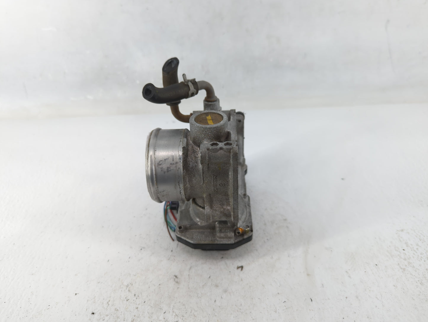 2016-2022 Honda Civic Throttle Body P/N:406432 M90926, GMG9A Fits Fits 2016 2017 2018 2019 2020 2021 2022 OEM Used Auto Part