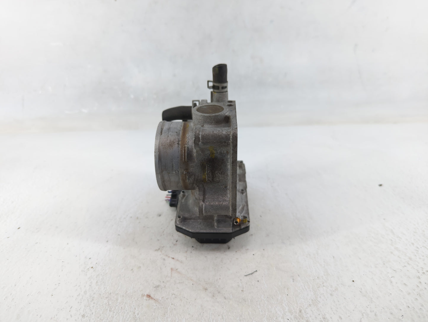 2016-2022 Honda Civic Throttle Body P/N:730517 M61001, GMH1A Fits Fits 2016 2017 2018 2019 2020 2021 2022 OEM Used Auto Part