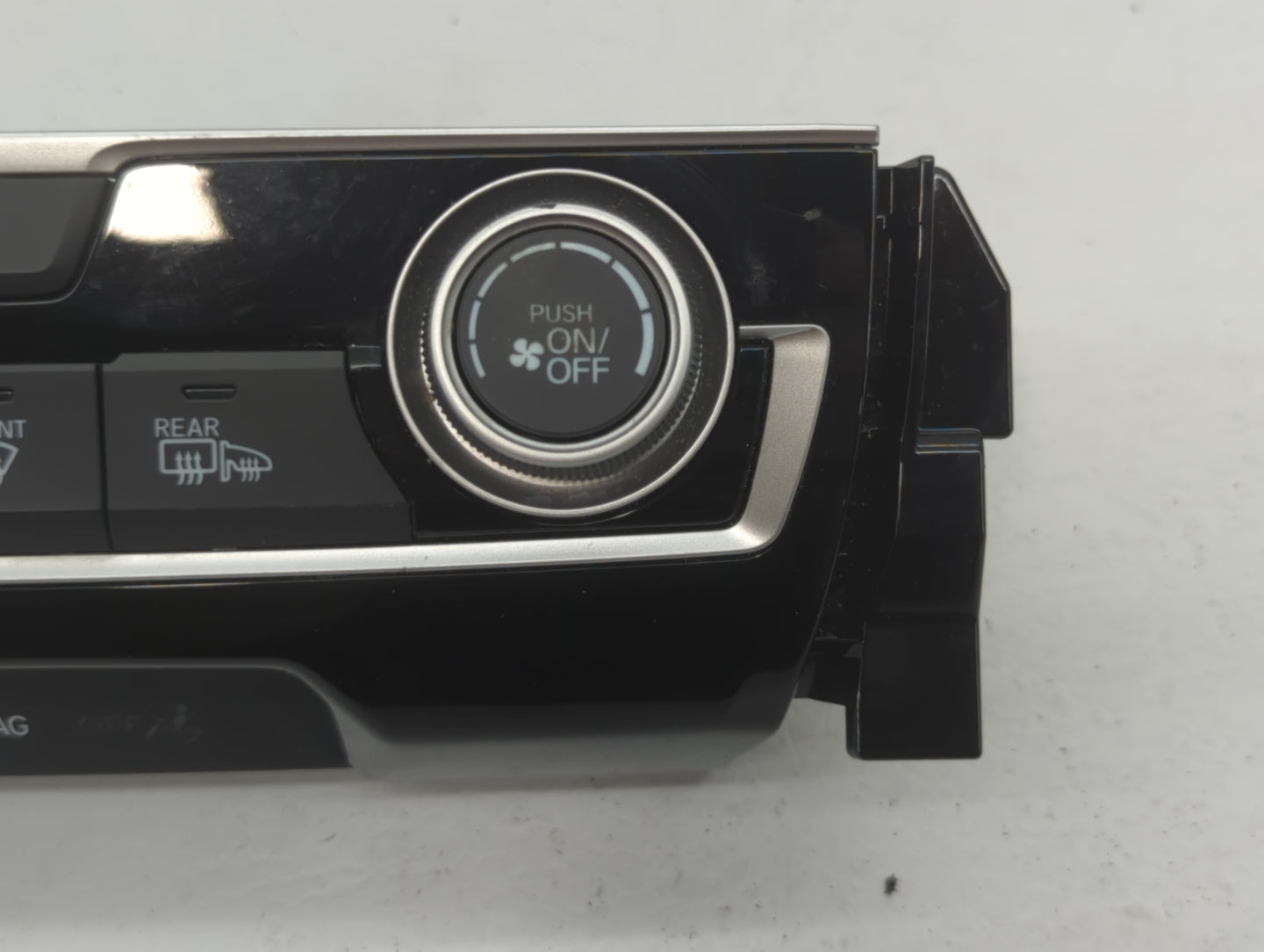 2016-2018 Honda Civic Climate Control Module Temperature AC/Heater Replacement P/N:79600TBAA611M1 Fits Fits 2016 2017 2018 O