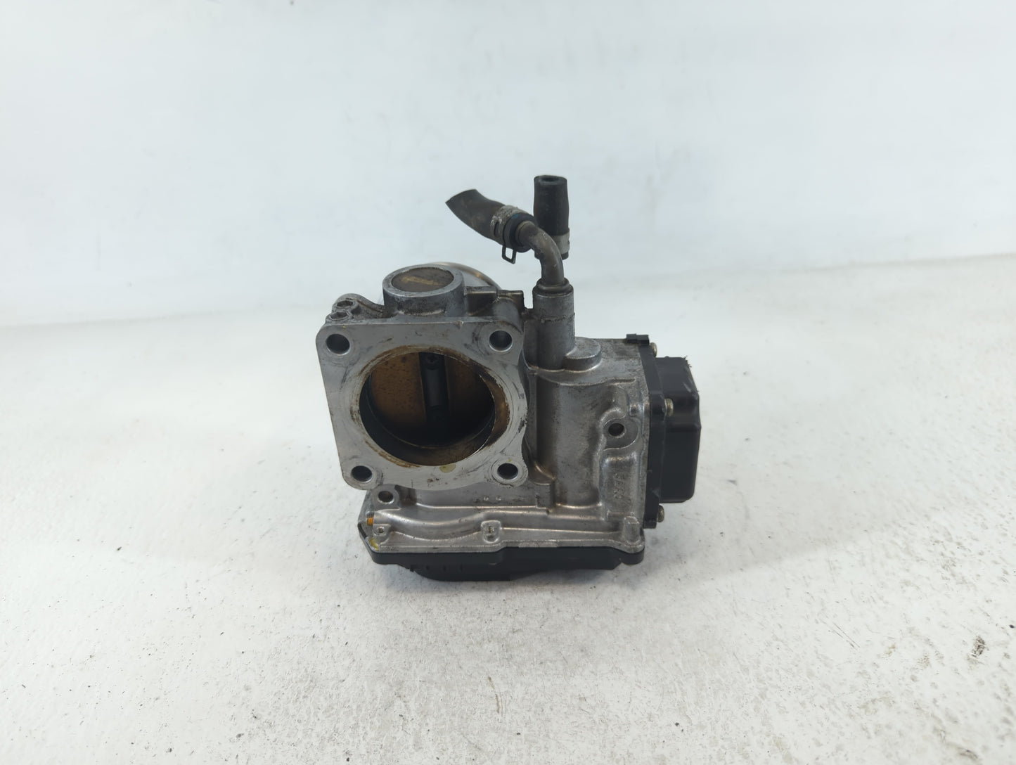 2016-2022 Honda Civic Throttle Body P/N:GMG9A Fits Fits 2016 2017 2018 2019 2020 2021 2022 OEM Used Auto Parts - Oemusedauto